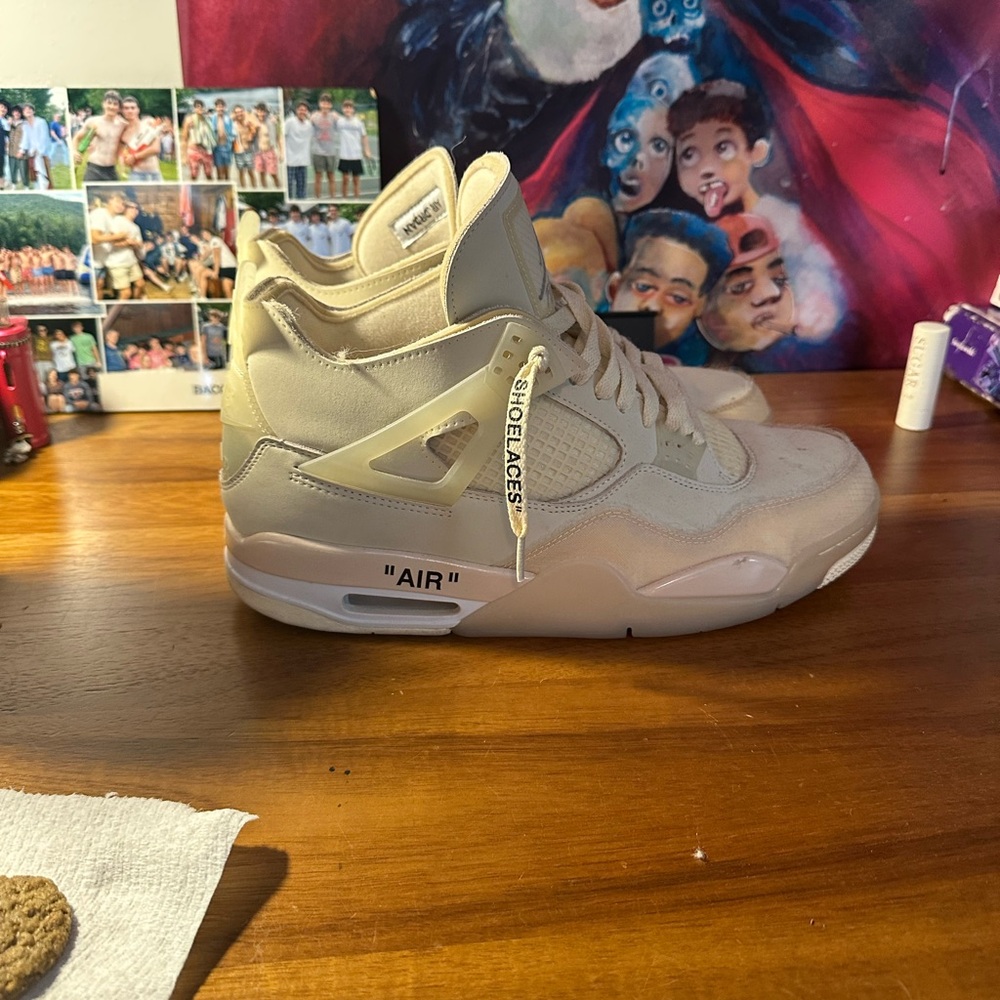 Stylish Cream 'AIR' Sneakers
